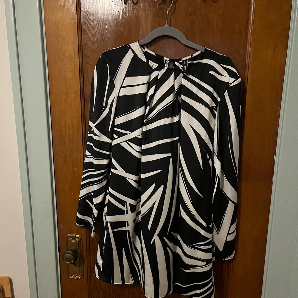 Mango Black and White Graphic Long Sleeve Blouse